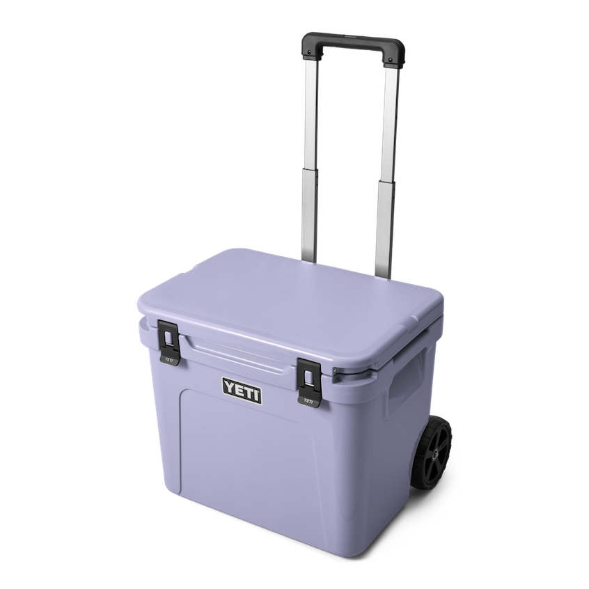 YETI Glacière sur roulettes Roadie® 60 Cosmic Lilac