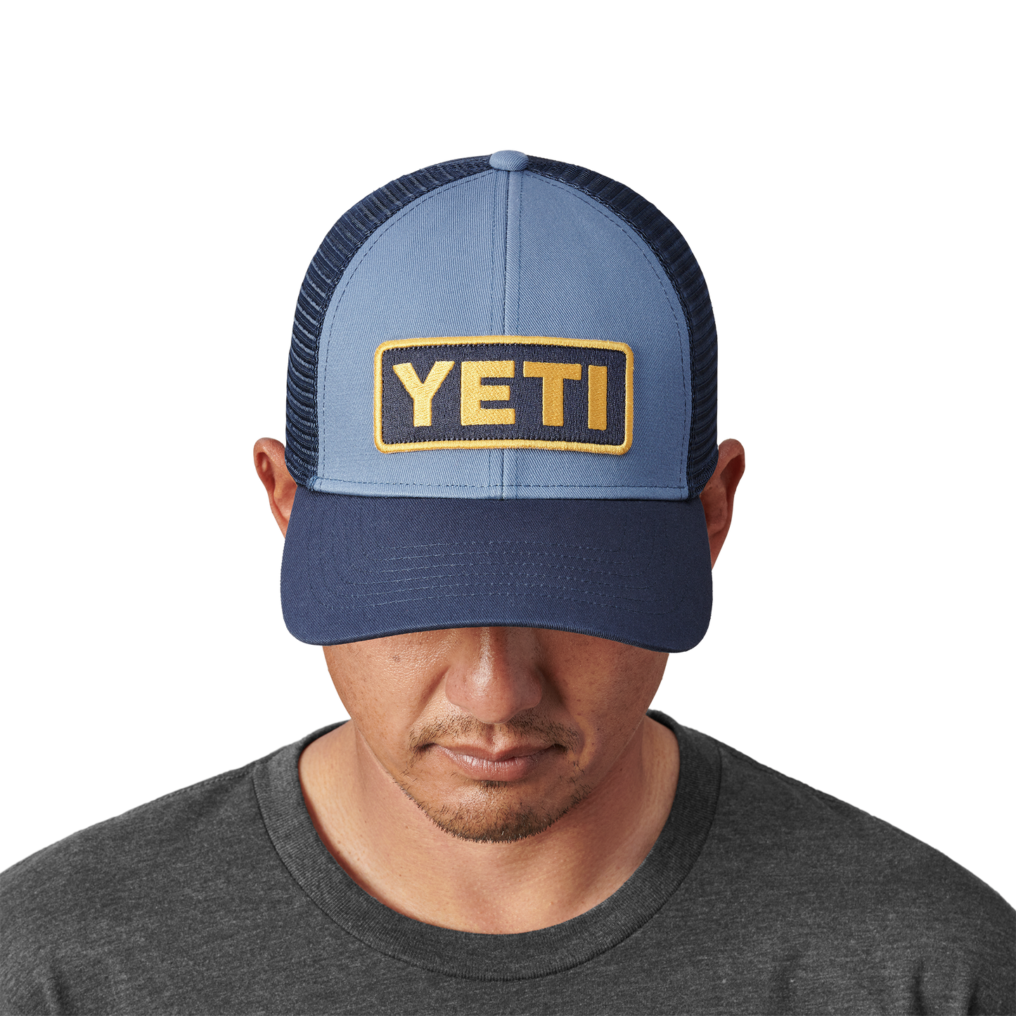YETI Casquette Trucker Low-Profile Logo Badge Navy/Yellow