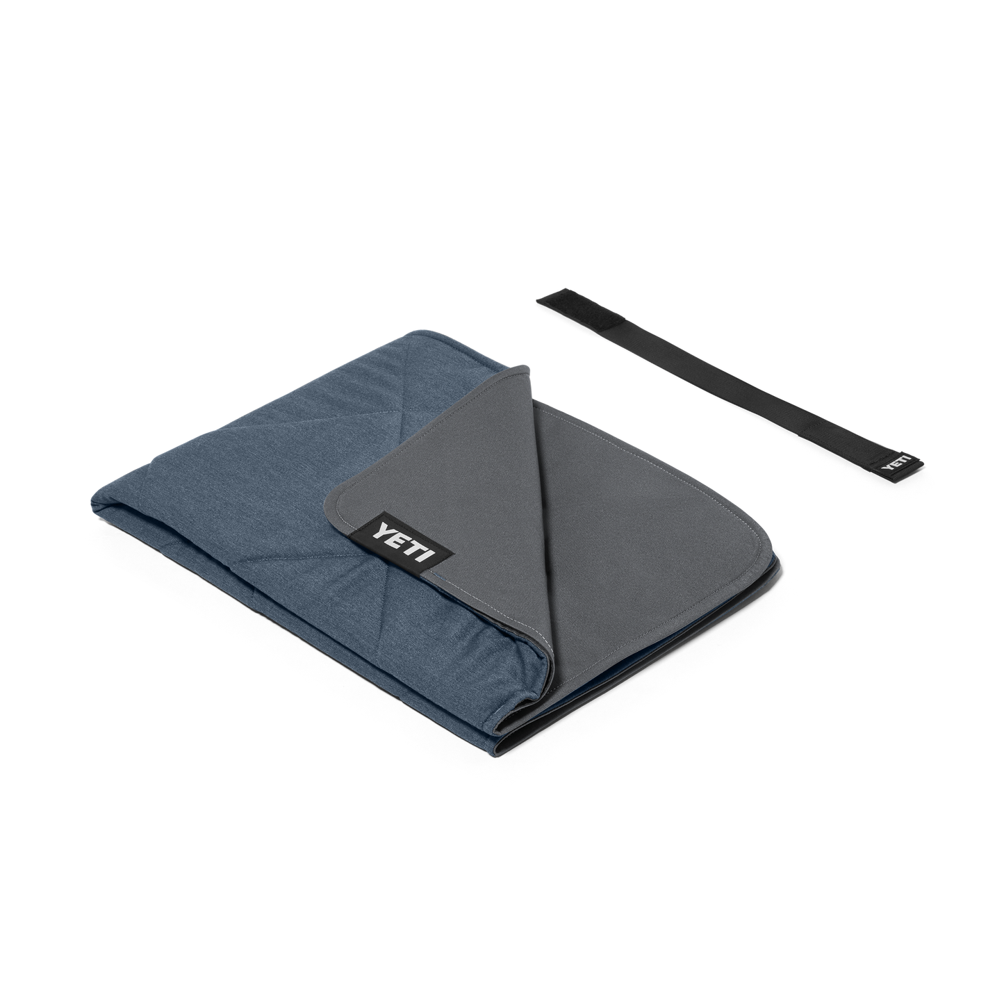 YETI Small Lowlands® Blanket Navy