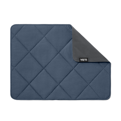 YETI Small Lowlands® Blanket Navy