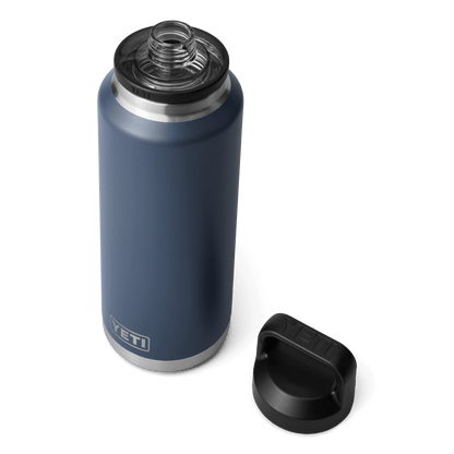 YETI Rambler® Bouteille 46 oz (1,4 l) avec bouchon Chug Navy