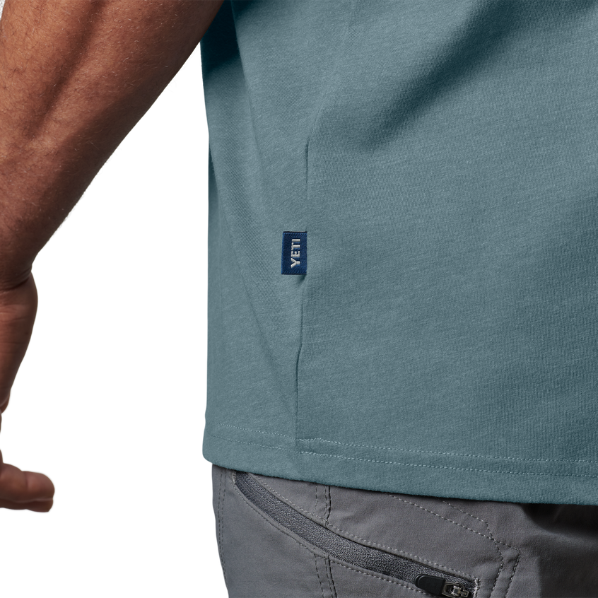 YETI Tee-shirt à manches courtes Logo Badge haut de gamme Indigo